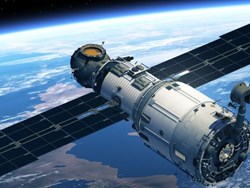 בתחנת החלל עם אילן רמון