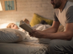 שכב בני בביצוע איה כורם