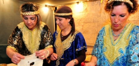 חגיגה של אמונה ותקווה בבוא הגאולה ובקשת ברכה, שפע ופריון
