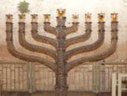 קשת טיטוס ומנורת המקדש