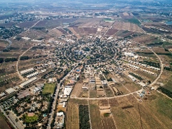 מושב נהלל, מבט גאוגרפי