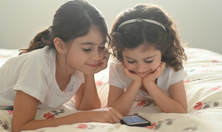 ההשפעה של תקופת הקורונה על ילדים מבחינה חברתית (בערבית)