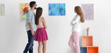 משוב, תצוגה והַעֲרכה באומנות חזותית