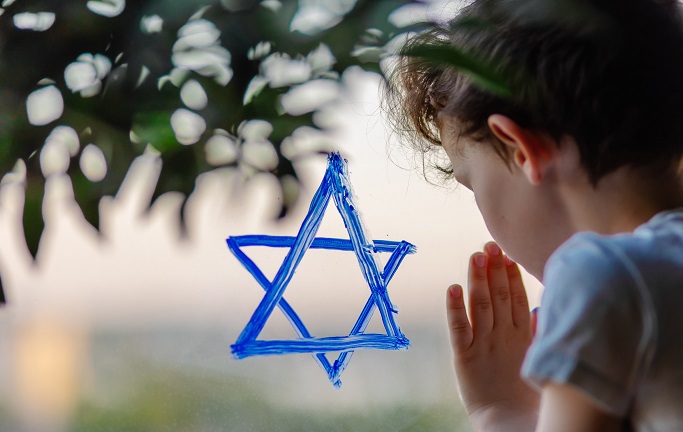 זה לא כל כך פשוט להיות כאן ילד