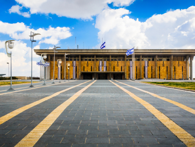 מאפיינים דמוקרטיים של המדינה וביטויים בכנסת