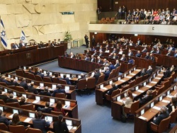 איך מחוקקים חוק בכנסת?