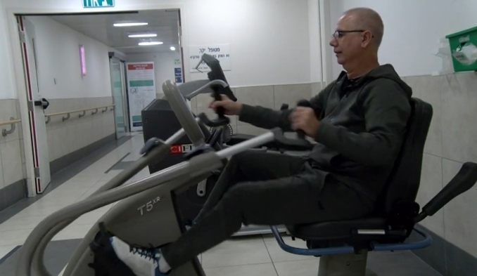 פשוט גיבור