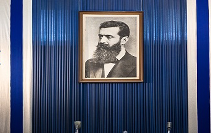 עליה
