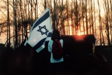 בין שואה לתקומה ימי הזיכרון בעברית