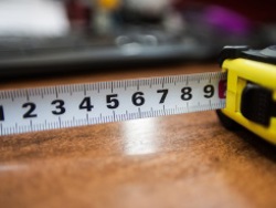 מה ארוך יותר? מדידות אורך – השוואה בעזרת מתווך (כיתות א-ב), מט"ח, פרזנטציה בריבוע