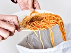 כאן 11: מבוזבז!