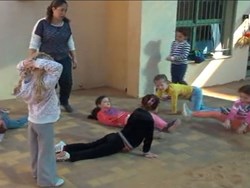 משחק הפסלים – פעילות בגיאומטריה ובחינוך גופני