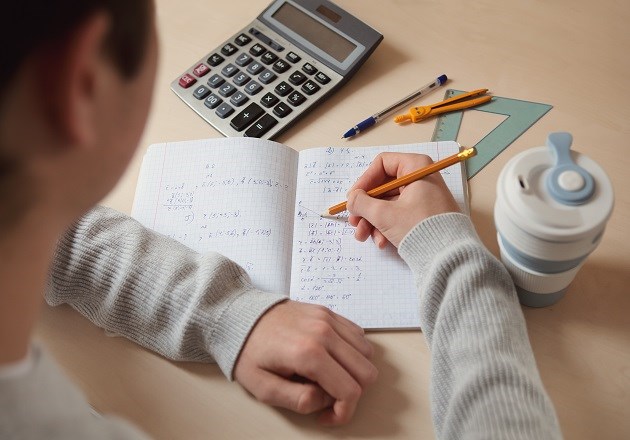 مهمّة تنفيذيّة في موضوع الرياضيّات