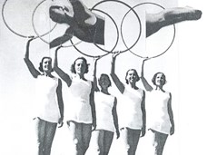 לירז עזרן / אולימפיאדת ברלין 1936 - גוף מושלם