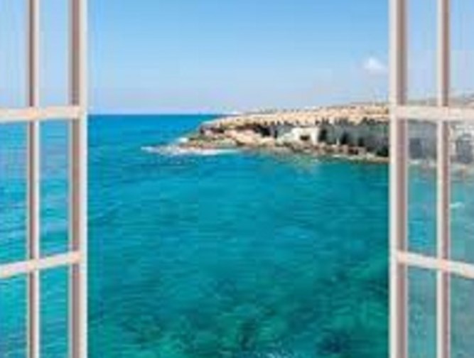 חלון לים התיכון