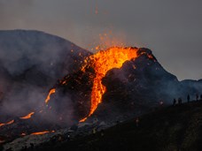 הר הגעש באיסלנד, N12