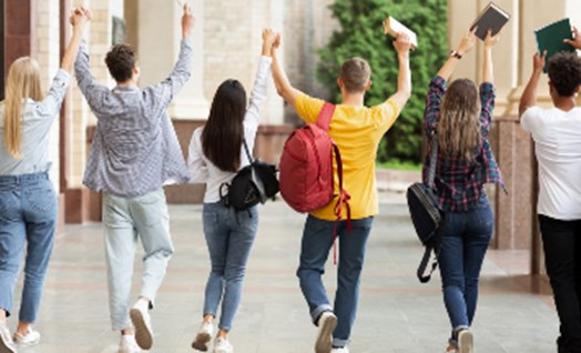 סיום שנת הלימודים בשעת חינוך