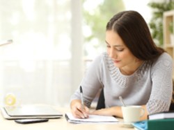 האם שיעורי הבית עוזרים?