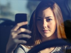 היסח הדעת – שימוש בטלפון נייד