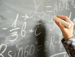 פירוק לגורמים, הוצאת גורם משותף