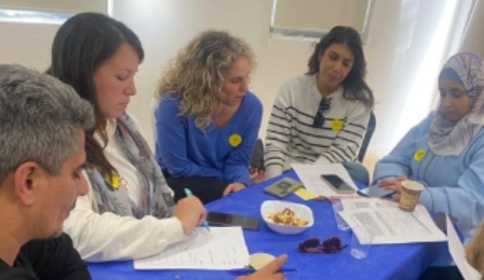 לכידות חברתית בין מנהלים במגזר הערבי והיהודי