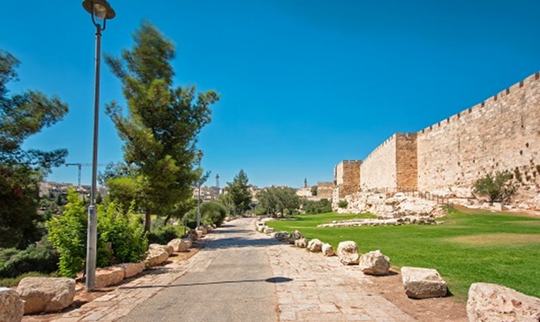 מתחברים בירושלים