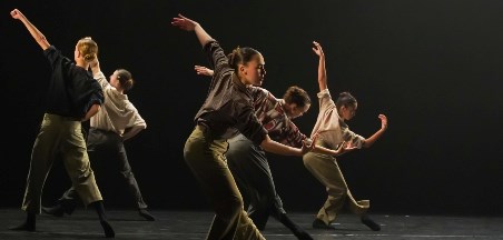 מגמת המחול עירוני א' לאמנויות ת"א. צילום: אפרת מזור